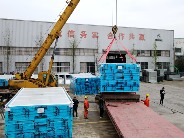 30个定制化折叠集装箱房成功出口沙特！彰显“中国魅力”！